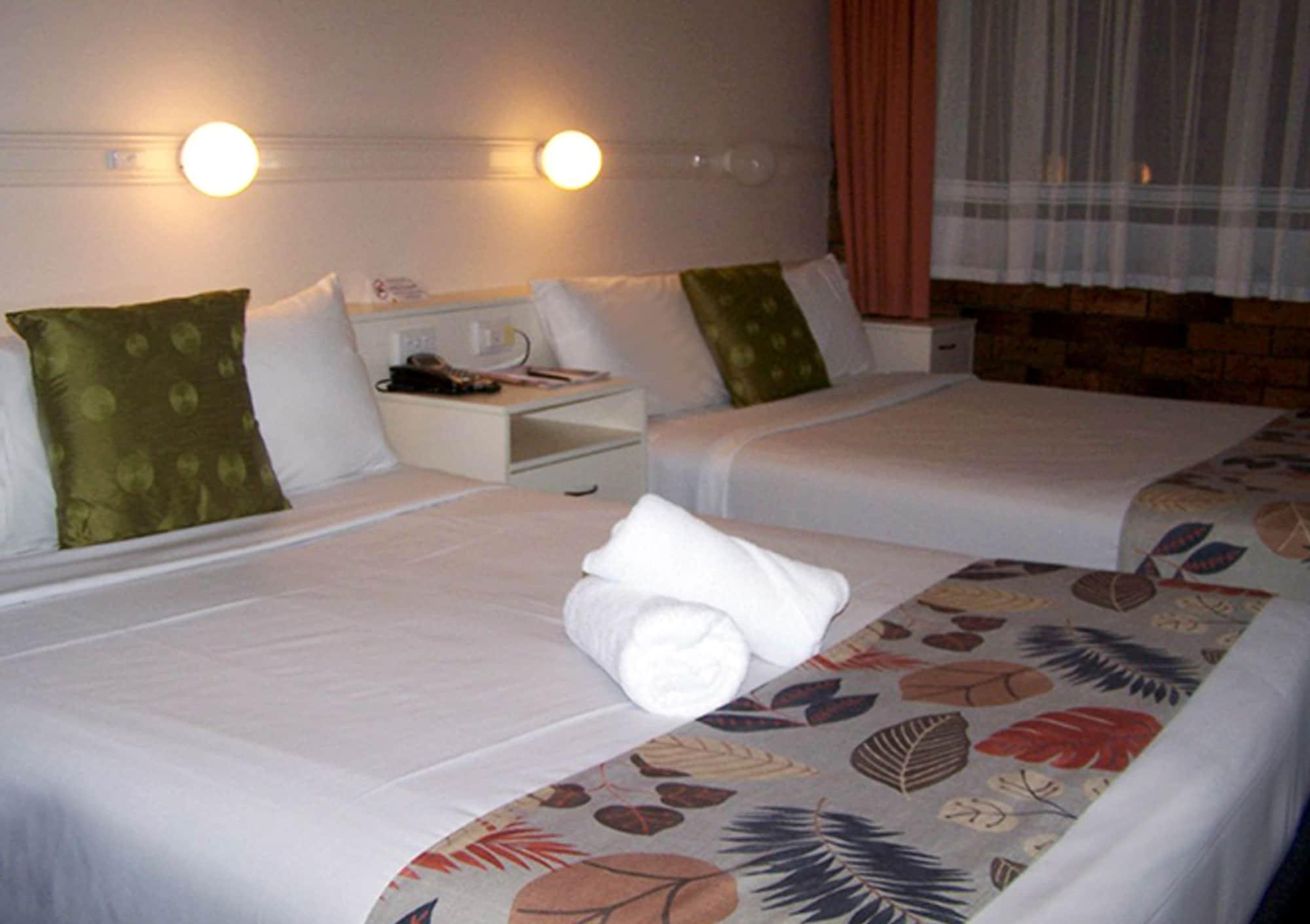 Best Western Parkside Motor Inn Кофс-Харбор Номер фото