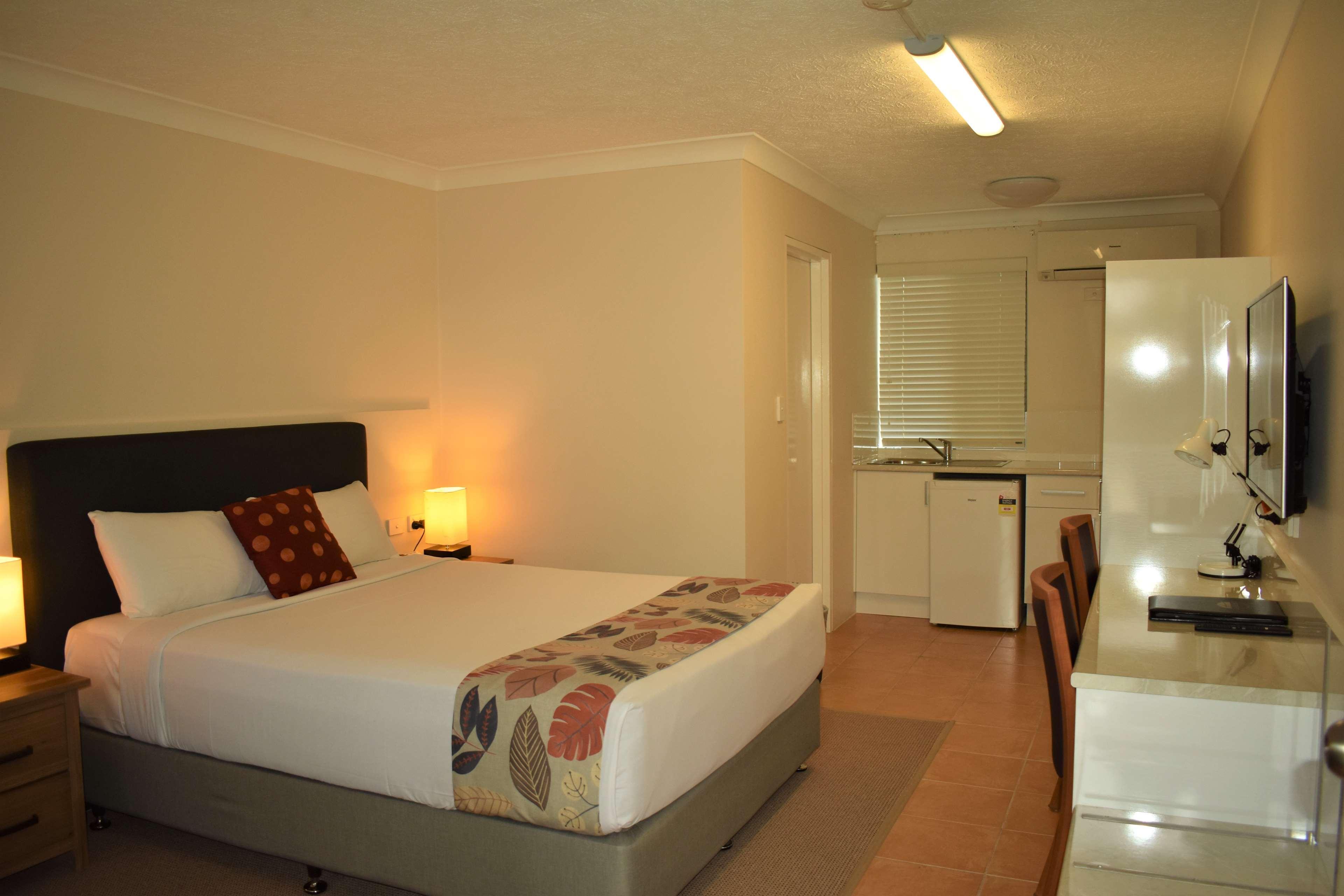 Best Western Parkside Motor Inn Кофс-Харбор Экстерьер фото